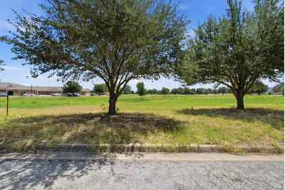 2658 Dogwood Drive, Stephenville, TX 76401 - Photo 6