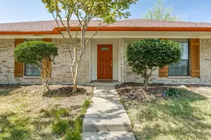 3806 Bellaire Dr, Garland, TX 75040 - Photo 2