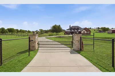 12138 Marion Road, Sanger, TX 76266 - Photo 2