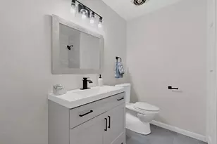 5451 Lubbock Ave, Fort Worth, TX 76133 - Photo 14