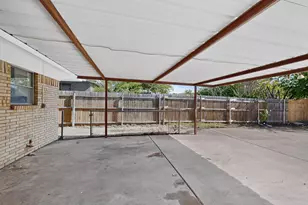 5451 Lubbock Ave, Fort Worth, TX 76133 - Photo 34