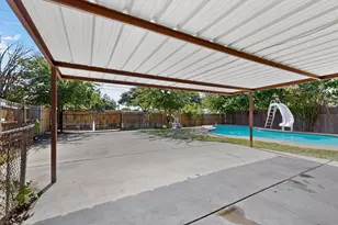 5451 Lubbock Ave, Fort Worth, TX 76133 - Photo 32