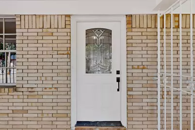 5451 Lubbock Avenue, Fort Worth, TX 76133 - Photo 4