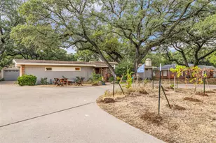 2112 Gregory Ln, Waco, TX 76708 - Photo 4