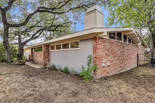 2112 Gregory Ln, Waco, TX 76708 - Photo 6