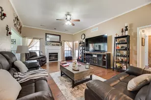 818 Foxwood Ln, Wylie, TX 75098 - Photo 2