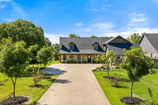 109 Casas Del Sur St, Granbury, TX 76049 - Photo 36
