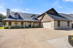 109 Casas Del Sur St, Granbury, TX 76049 - Photo 2