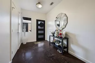 506 1st Ave, Dallas, TX 75226 - Photo 6