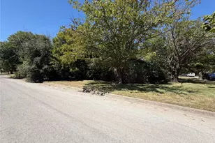 432 Steeple Ridge Rd, Everman, TX 76140 - Photo 2