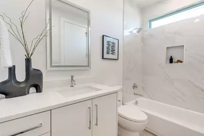 3940 Spring Valley Road #2, Farmers Branch, TX 75001 - Photo 22