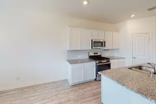 812 Carmen St, Forney, TX 75126 - Photo 4