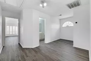 1372 Mae Dr, Carrollton, TX 75007 - Photo 16