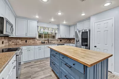 317 Benton Drive, Roanoke, TX 76262 - Photo 8