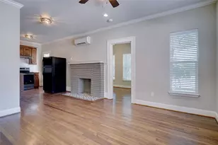 1511 Clover Ln, Fort Worth, TX 76107 - Photo 10