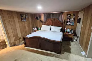 309 Decatur St, Bowie, TX 76230 - Photo 6