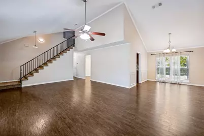 400 Harrington Lane, Euless, TX 76039 - Photo 4