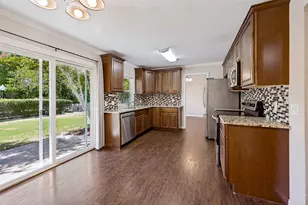 400 Harrington Ln, Euless, TX 76039 - Photo 6