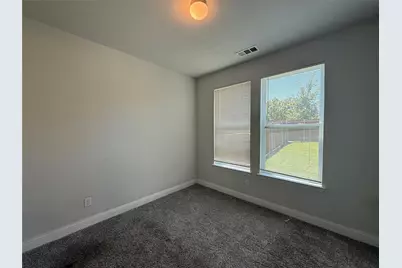 588 Hutchinson Lane, Lewisville, TX 75077 - Photo 8