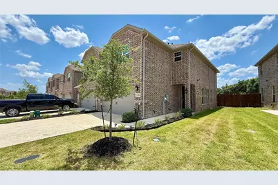 588 Hutchinson Lane, Lewisville, TX 75077 - Photo 2