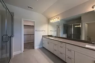 588 Hutchinson Ln, Lewisville, TX 75077 - Photo 16