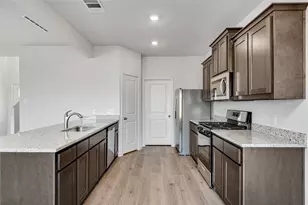11209 Tolleson St, Fort Worth, TX 76108 - Photo 2