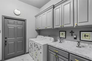 1373 County Road 166 W, Overton, TX 75684 - Photo 18