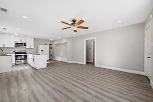 716 W Heron St, Denison, TX 75020 - Photo 6