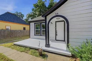 716 W Heron St, Denison, TX 75020 - Photo 4