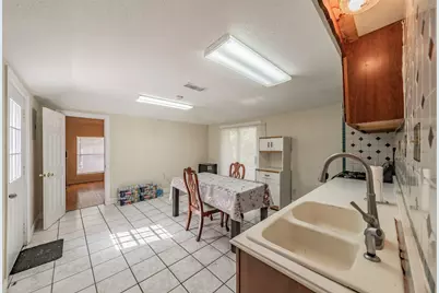 3824 Rusty Dell Street, Fort Worth, TX 76111 - Photo 12