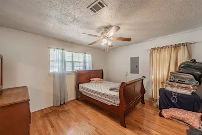 3824 Rusty Dell Street, Fort Worth, TX 76111 - Photo 22
