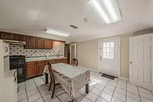 3824 Rusty Dell St, Fort Worth, TX 76111 - Photo 14