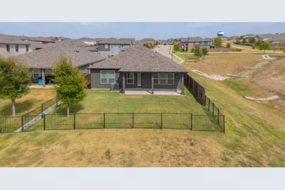 2701 Webb Avenue, Aubrey, TX 76227 - Photo 32