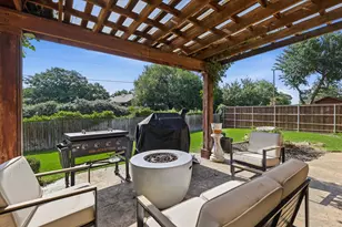 7908 Country Meadow Dr, North Richland Hills, TX 76182 - Photo 34
