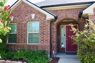 809 Kinghaven Dr, Little Elm, TX 75068 - Photo 2