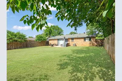 936 Elmwood Drive, Lewisville, TX 75067 - Photo 20
