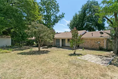 1117 S Thornbush Circle, Arlington, TX 76013 - Photo 14