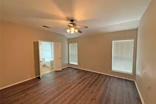5814 Blue Oak Dr, Garland, TX 75043 - Photo 4