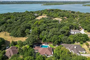 2625 Briar Patch Ln, Flower Mound, TX 75022 - Photo 4