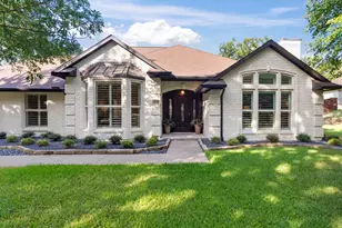 2625 Briar Patch Ln, Flower Mound, TX 75022 - Photo 2