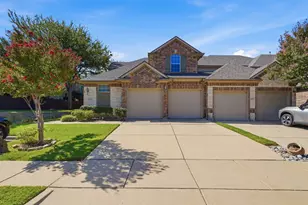 1724 Brookview Dr, Carrollton, TX 75007 - Photo 2