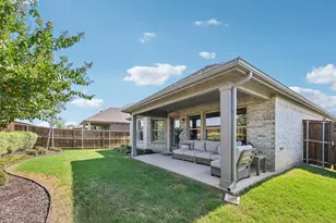 1048 Tarryhill Dr, Crowley, TX 76036 - Photo 30