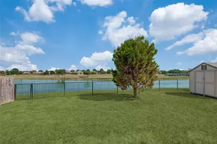 2404 Evening Song Dr, Little Elm, TX 75068 - Photo 12
