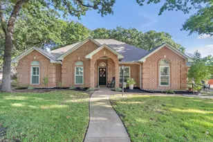 1809 Lakewood Dr, Weatherford, TX 76087 - Photo 1