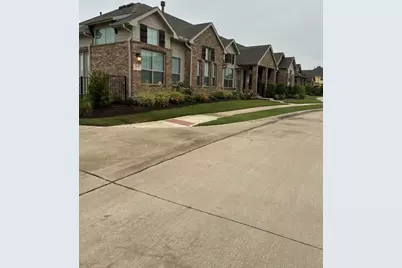2621 Chablis Drive, Grand Prairie, TX 75054 - Photo 2