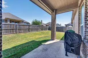 1107 Fairhaven Dr, Glenn Heights, TX 75154 - Photo 30