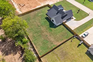 305 Grace Ln, Athens, TX 75751 - Photo 38