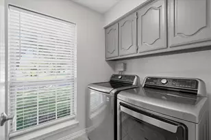 18512 Featherwood Dr, Dallas, TX 75252 - Photo 32