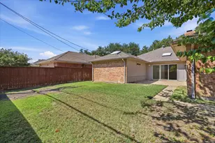 18512 Featherwood Dr, Dallas, TX 75252 - Photo 36