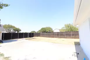 1701 Running River Rd, Garland, TX 75044 - Photo 30